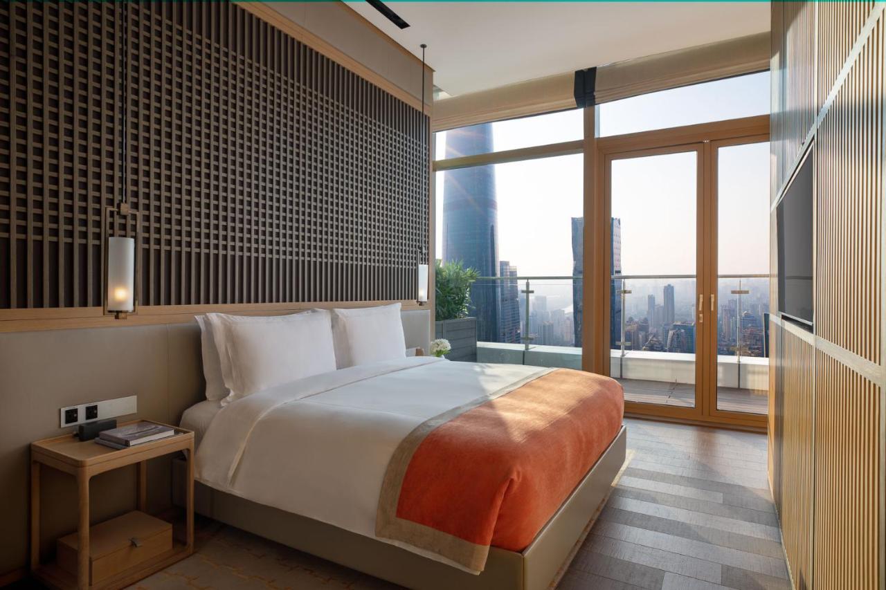 Jumeirah Living Guangzhou - Complimentary Shuttle Bus To Canton Fair Complex Exterior photo
